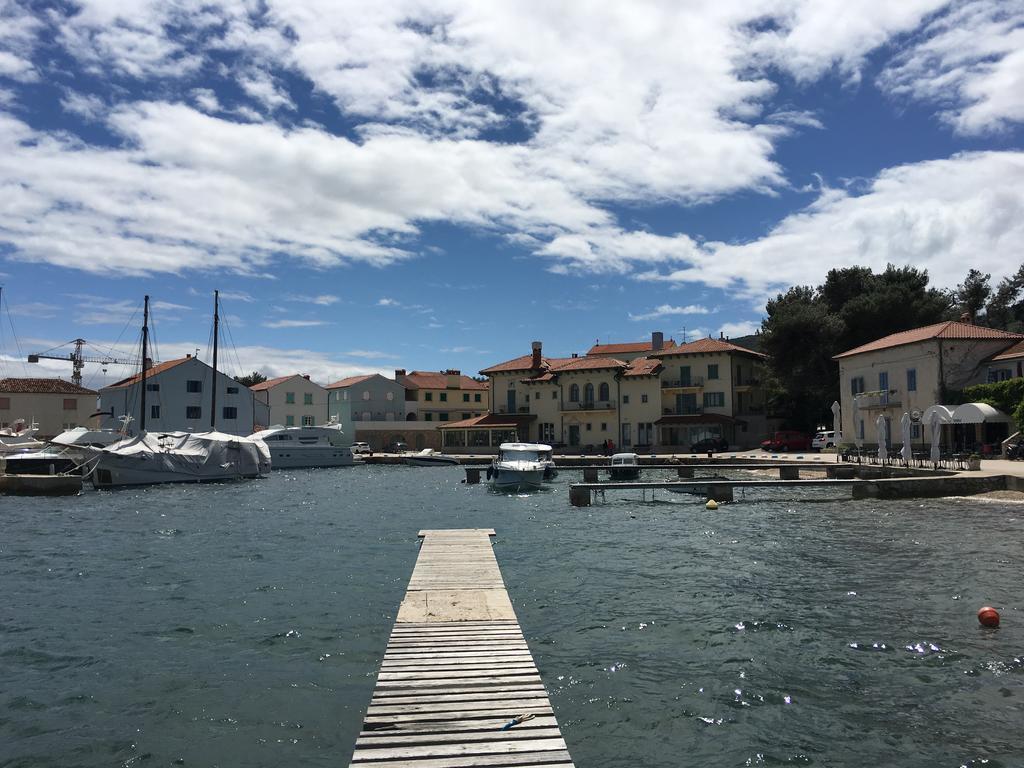 Hotel Televrin Nerezine Exteriér fotografie